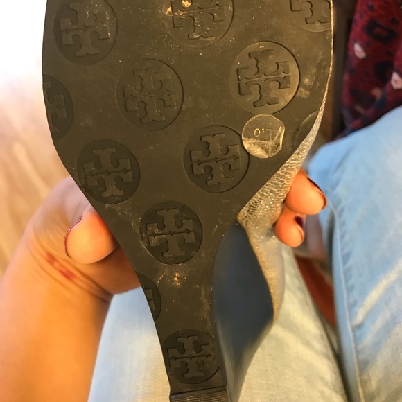 Beautiful Tory Burch wedges - Picture 8 of 8